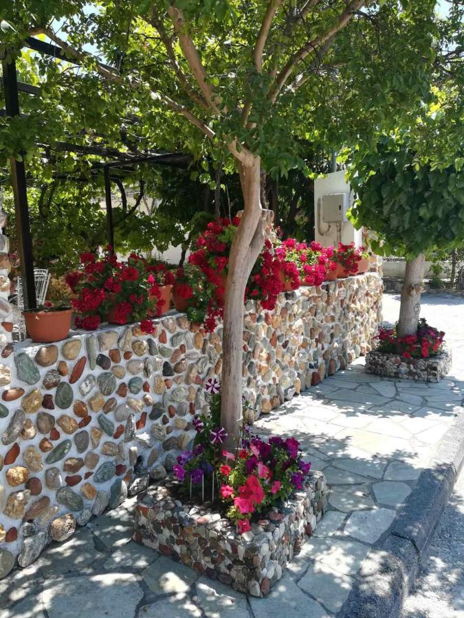 Apartmán Vasileiou Kala Nera Exteriér fotografie